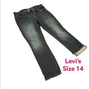 Levi’s straight leg jeans